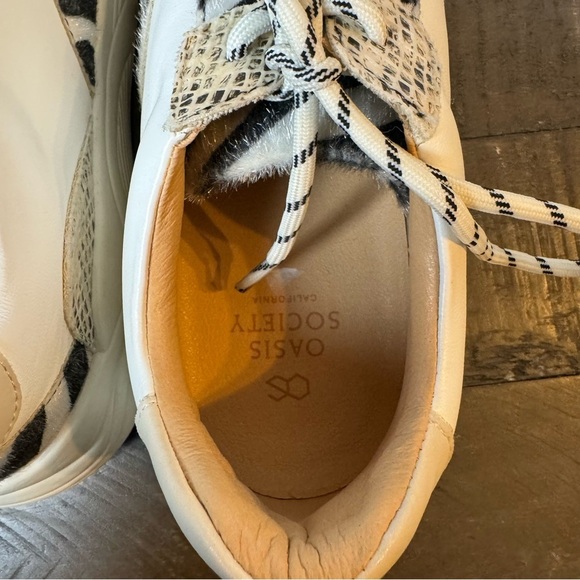 Beige Penelope Oasis Society Funky Platform Sneaker Animal Print Size 9 - Picture 4 of 8